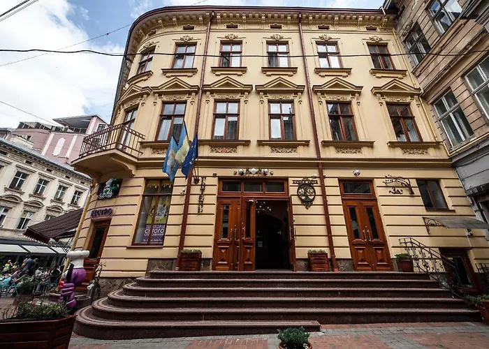 Готель Kryva Lypa